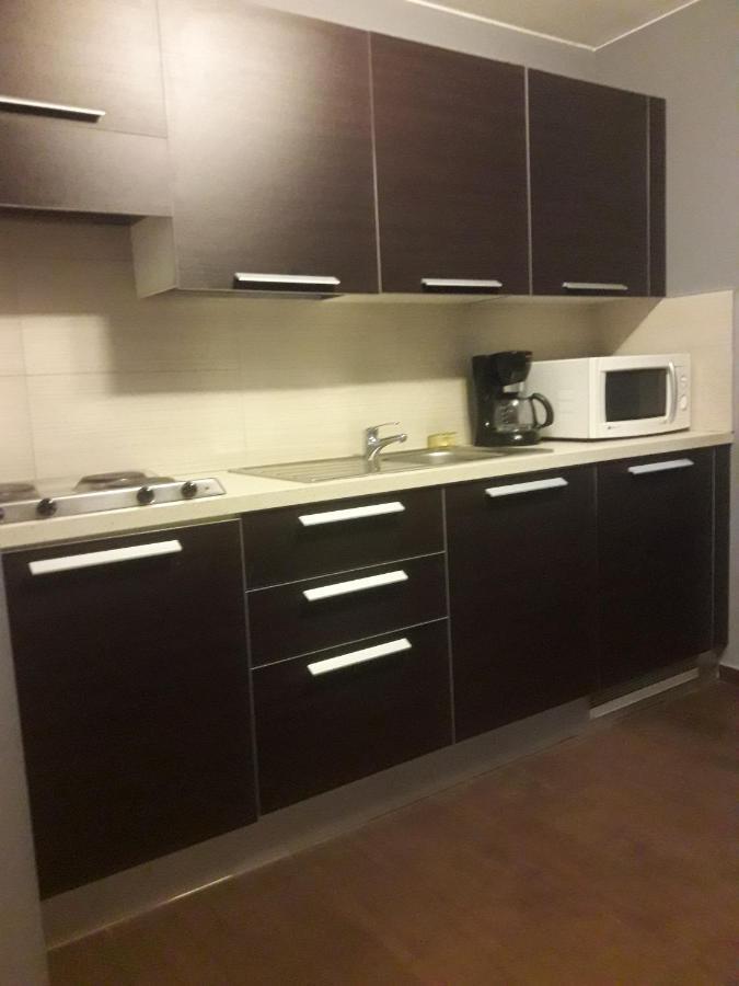 לה לובייר Hotel La Louve מראה חיצוני תמונה